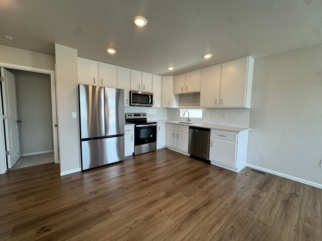 Building Photo - Modern 3-Level Home with Dual Balconies, Open Floor Plan & Bonus Flex Space