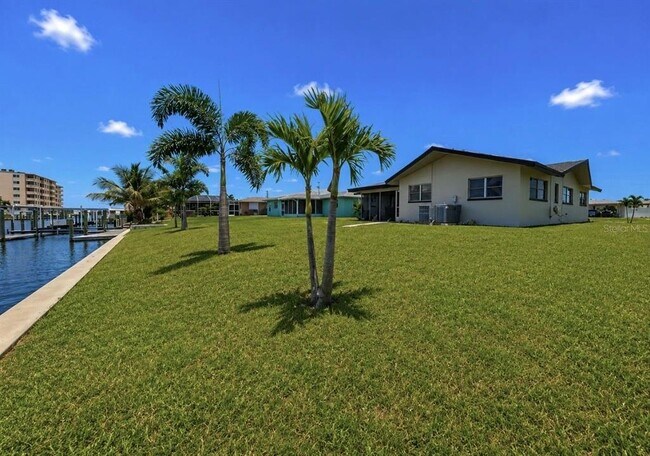 Building Photo - 1729 Bikini Ct