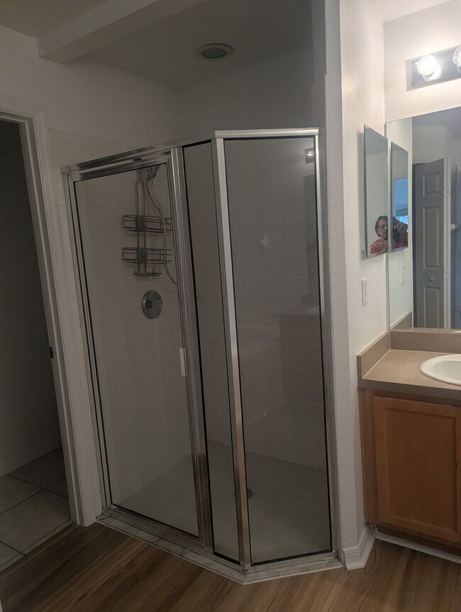 Building Photo - Completed renovated Home located in great location in Tavares