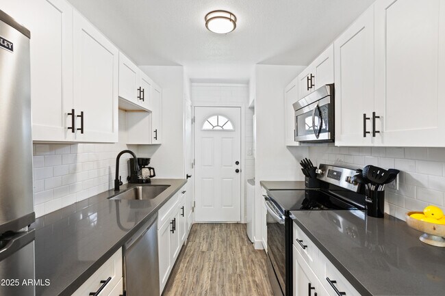 Building Photo - 4604 N 74th St