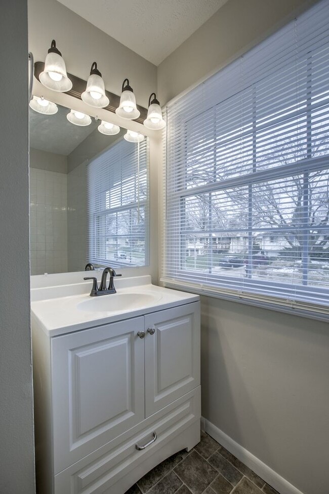 Building Photo - Amazing Lavista home waiting for you