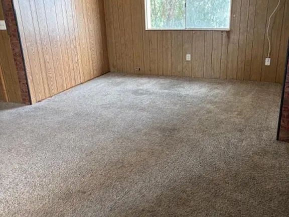 Building Photo - "Charming 3-Bedroom Haven with Cozy Fireplace in Maricopa – Spacious 2264 Sq Ft Retreat!"