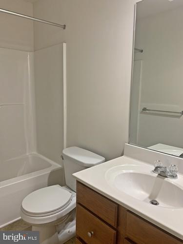 Building Photo - 35 Locust Run Dr