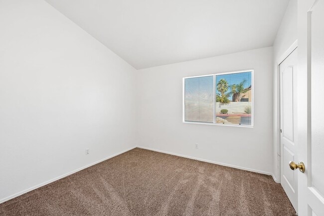 Building Photo - 8080 N Tackroom Ln