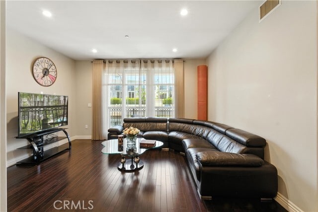 Building Photo - 403 Caruso Ave