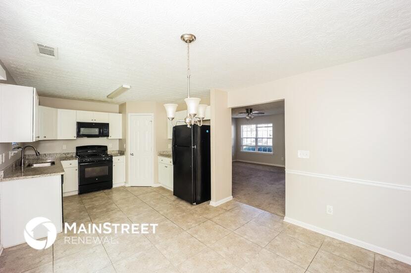 Building Photo - 9510 Lakeview Rd