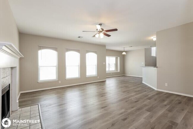 Building Photo - 4451 SOUTHEAST DR, SAN ANTONIO, TX 78222