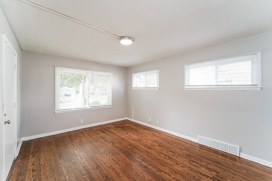 Building Photo - 5676#5676 North 61st Street, 53218; #1323338 - 1323338