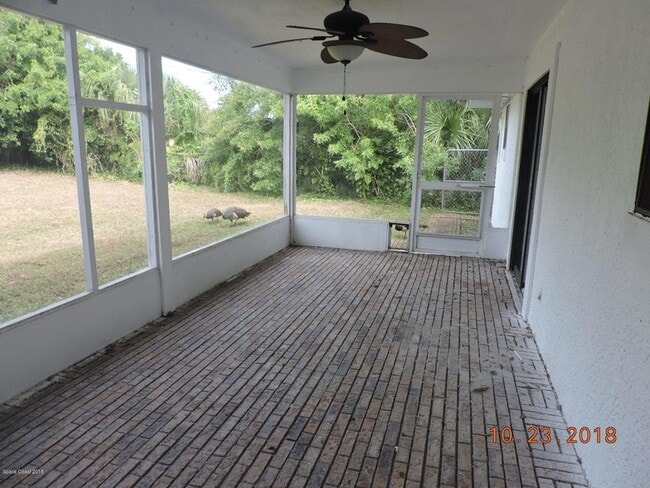 Building Photo - 2195 Ladner Rd NE