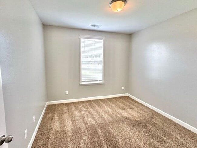 Building Photo - Now Leasing A Brand New 5 Bedroom 3 Bath H...