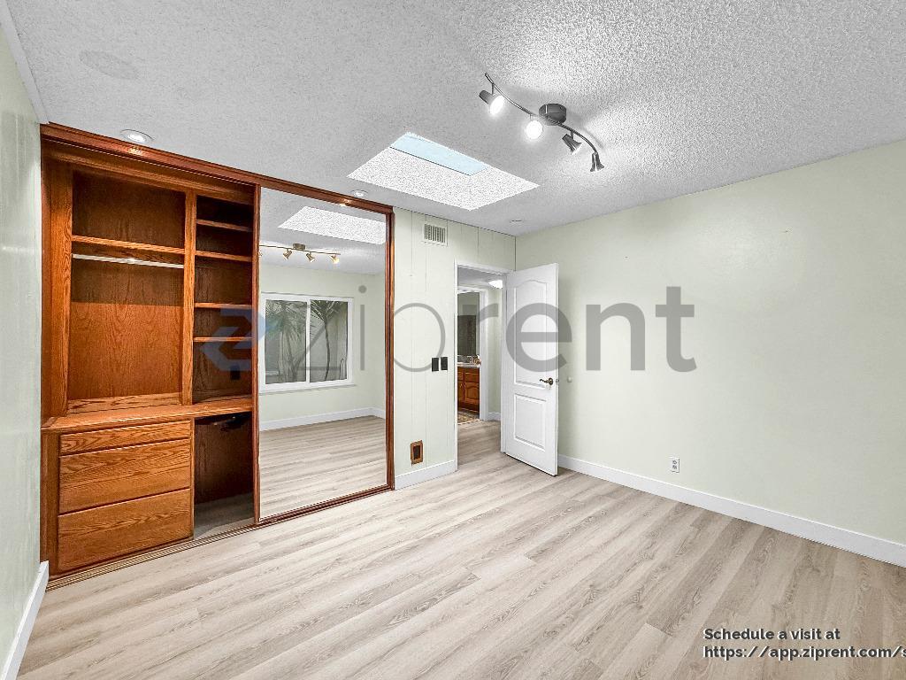 Building Photo - 12646 Beach St