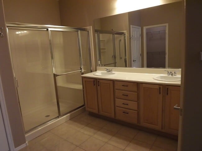 Building Photo - **WONDERFUL SINGLE STORY HOME IN 55+ "SUN CITY ANTHEM SOLERA!!"