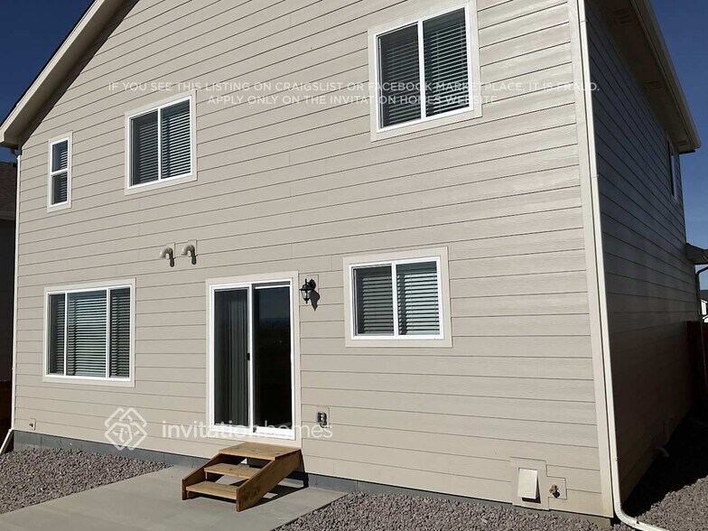 Building Photo - 11811 Mission Peak Pl