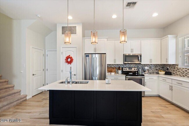 Building Photo - 710 E Boca Raton Rd