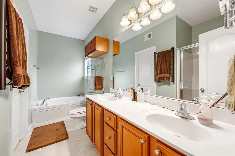 Building Photo - 1016 Riverspring Dr