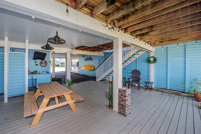 Building Photo - 103 Jean Lafitte Cove