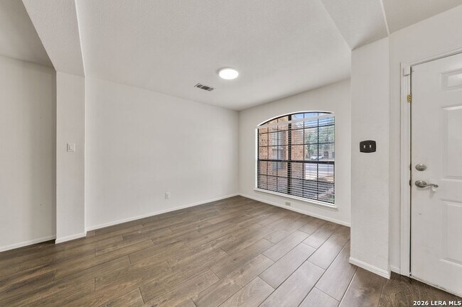 Building Photo - 1207 Canyon Parke Dr
