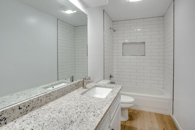 Building Photo - 4804 76th St