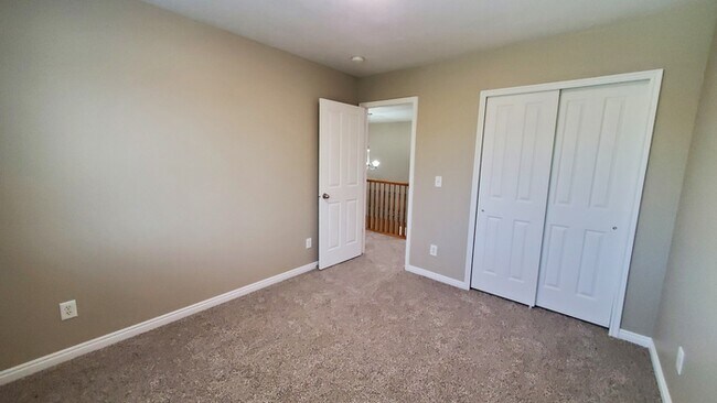 Building Photo - 2069 W 400 S