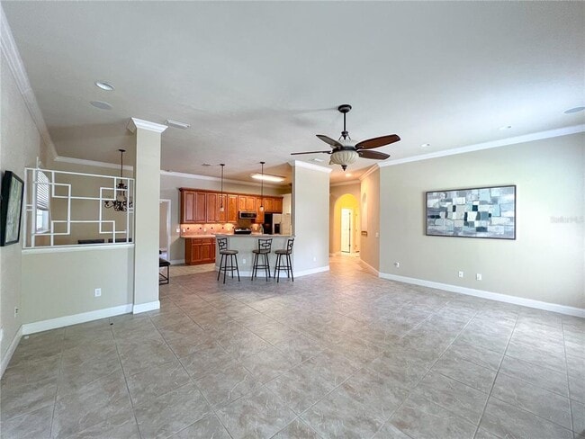 Building Photo - 9048 SW 76th Ave