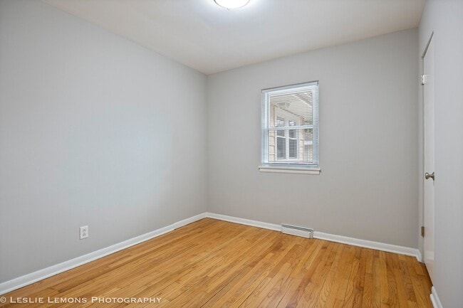 Building Photo - 820 Loomis St