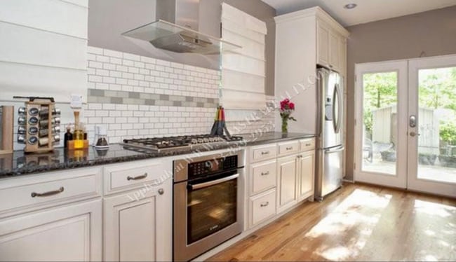 Building Photo - Beautiful 2 Bed 2 Bath Home Near The Plaza-Coming SOON!!