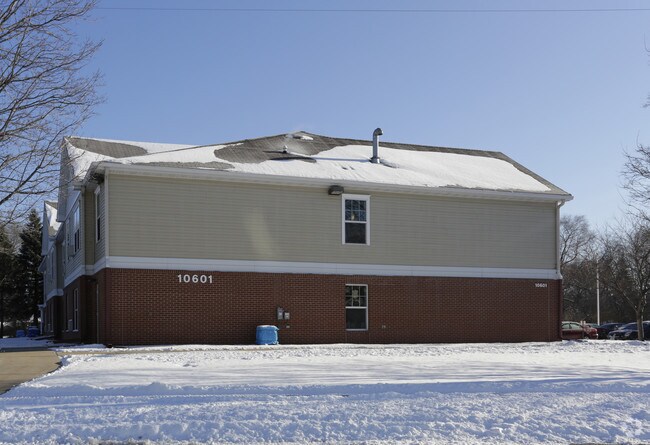 Building Photo - Penelope 35 Apartments l