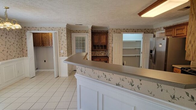 Building Photo - Forrest Pointe Subdivision