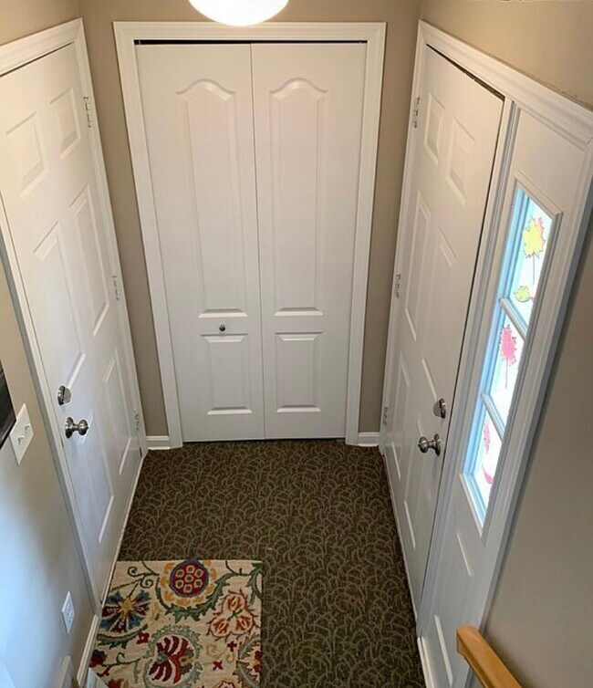 Building Photo - 23176 Grist Mill Ct