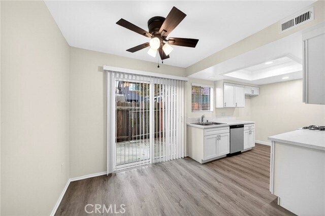 Building Photo - 160 Greentree Ln