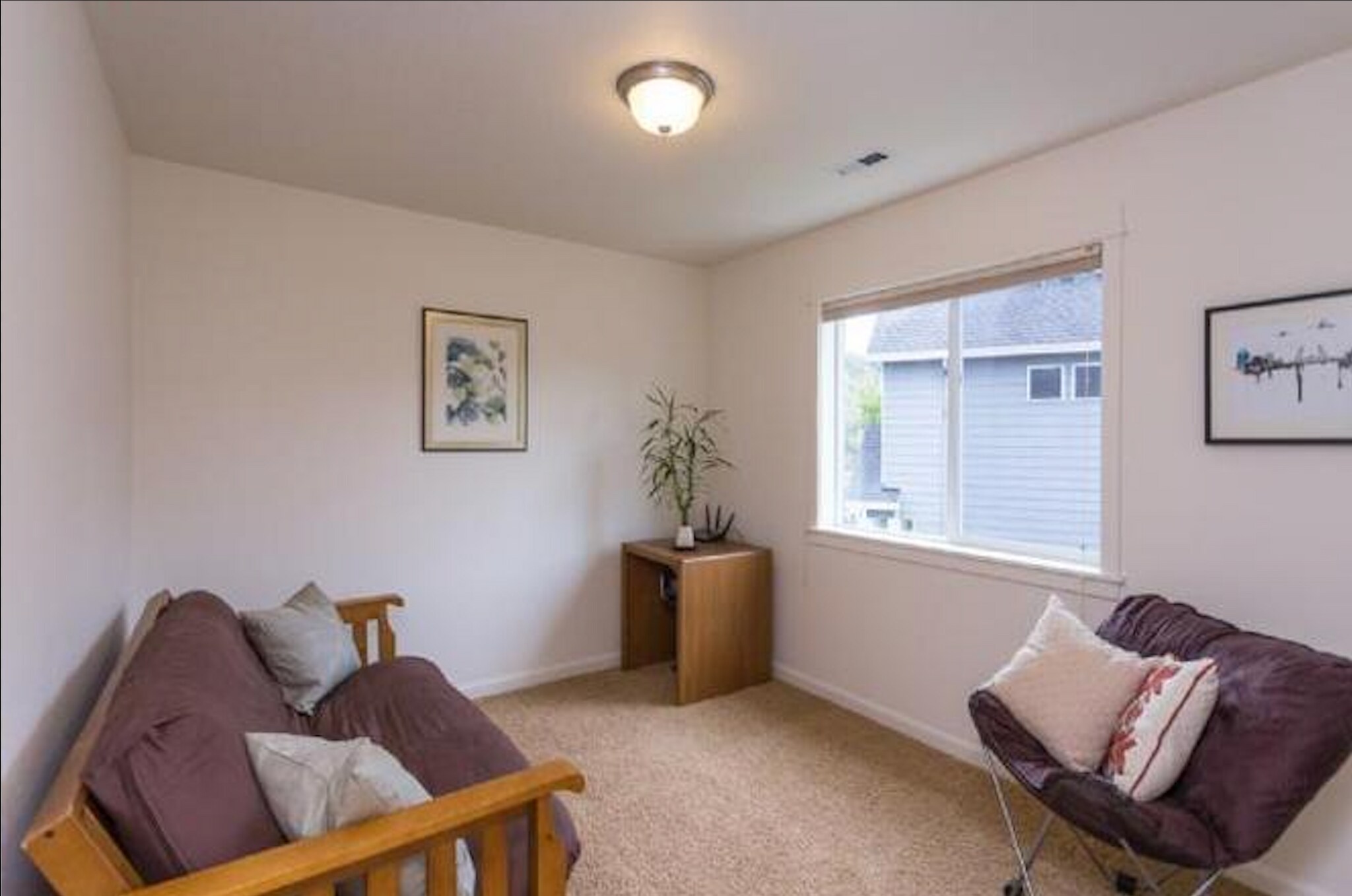 Building Photo - 16575 SE Windswept Waters Dr