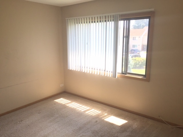 Building Photo - 3000 Bayside Dr