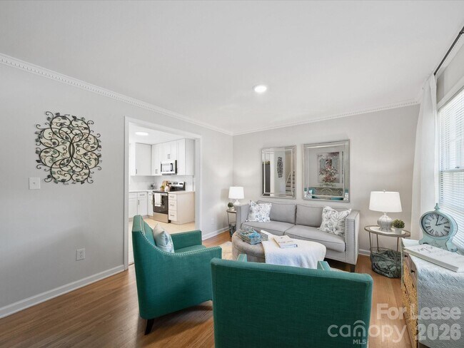 Building Photo - 2213 Milton Rd