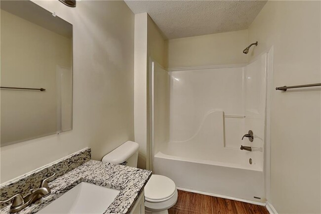 Building Photo - 162 Kipling Dr