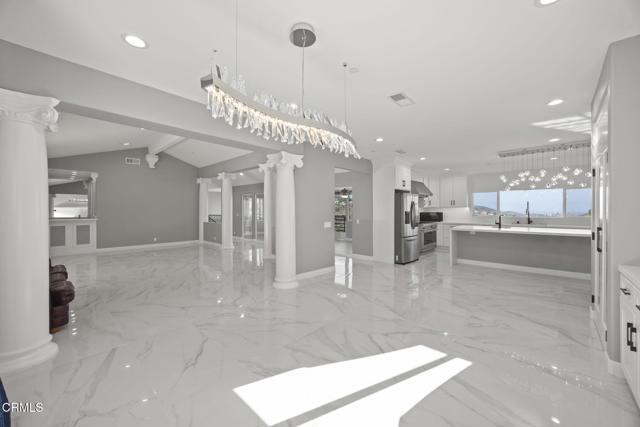 Building Photo - 40 Saddlebow Rd