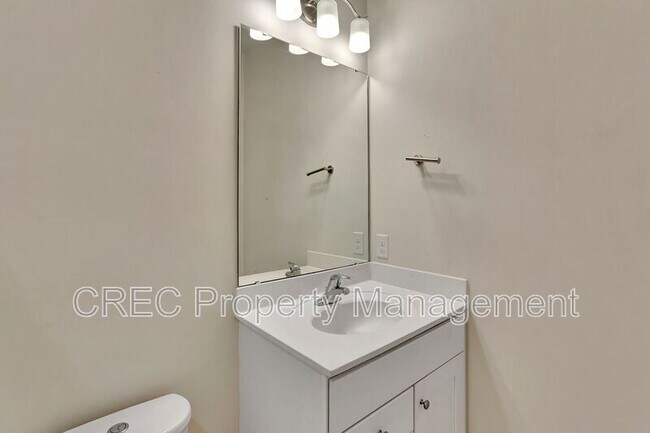Building Photo - 306 Pathfinder Way