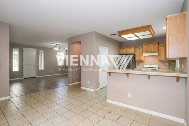 Building Photo - 3623 el Dala Ln