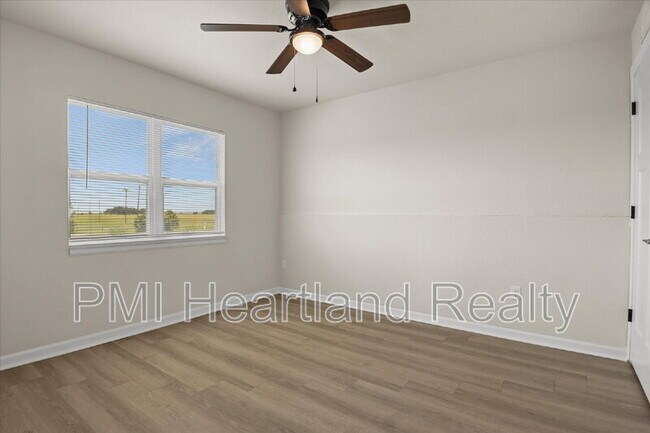 Building Photo - 260 Spanish Moss Cir