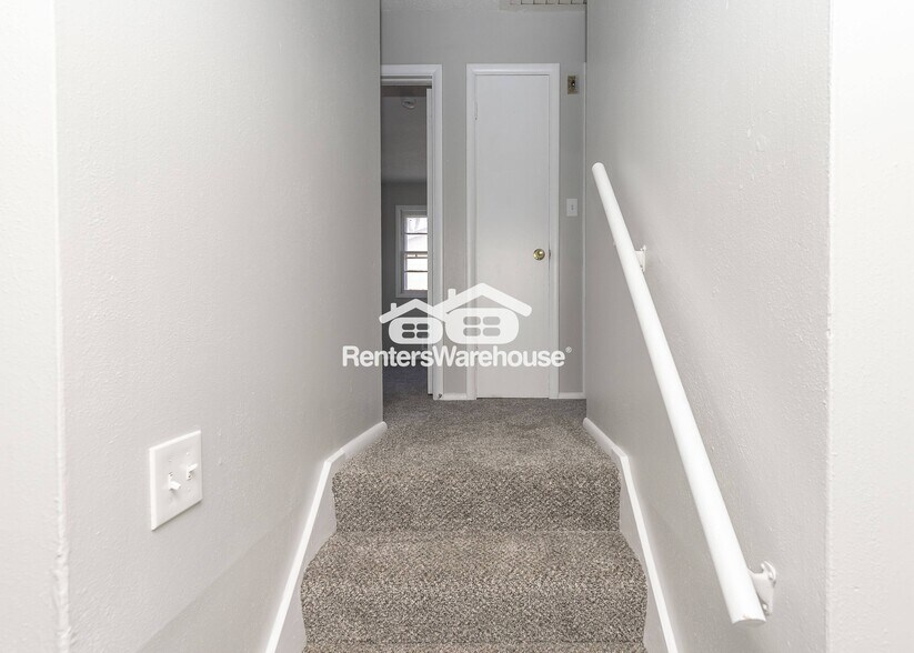 Building Photo - 4714 E 40th Terrace