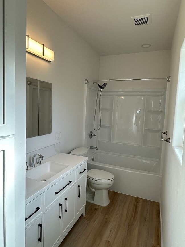 Building Photo - Beautiful ADU in great neighborhood