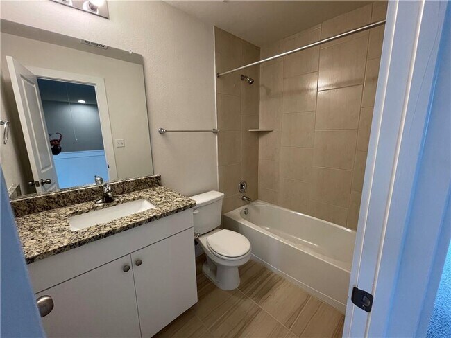 Building Photo - 526 White Steppe Way