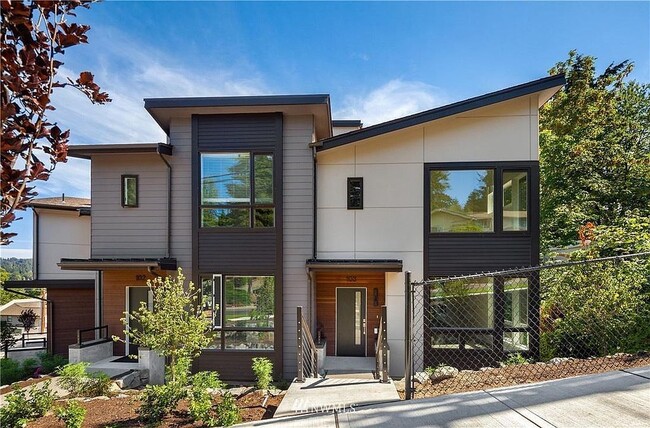 Building Photo - 18115 65th Ave NE