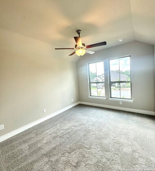 Building Photo - 211 Corazon