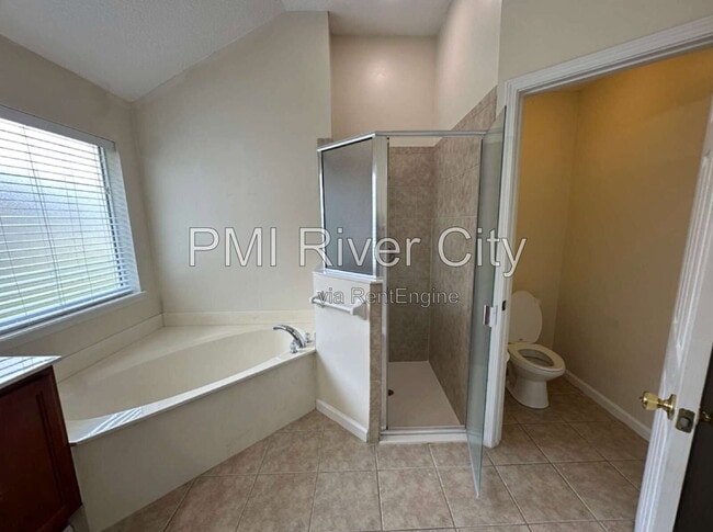 Building Photo - 533 Alice Cove Ct
