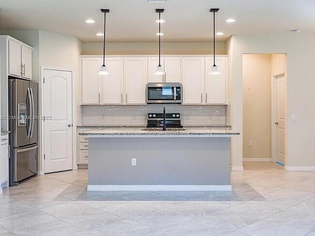 Building Photo - 8196 Hanoverian Dr