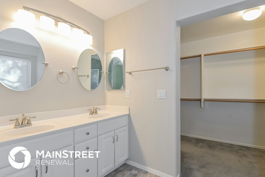 Building Photo - 60223 Verde Vista Ct