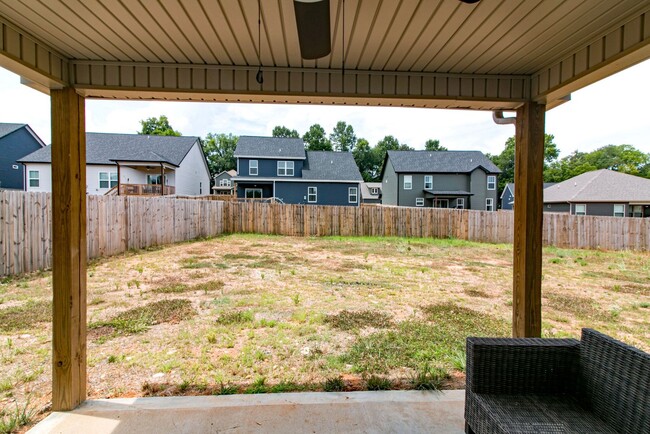 Building Photo - 210 Geneva Ln