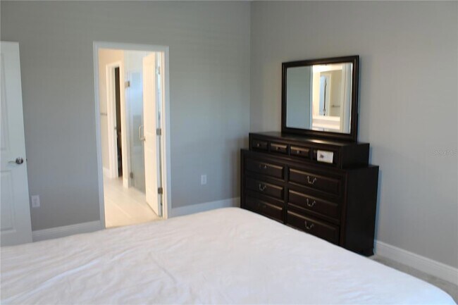 Building Photo - 5721 Long Shore Loop