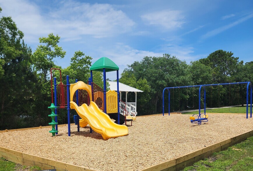 King Apartments 100 Prince Royal Ln Savannah GA 31419