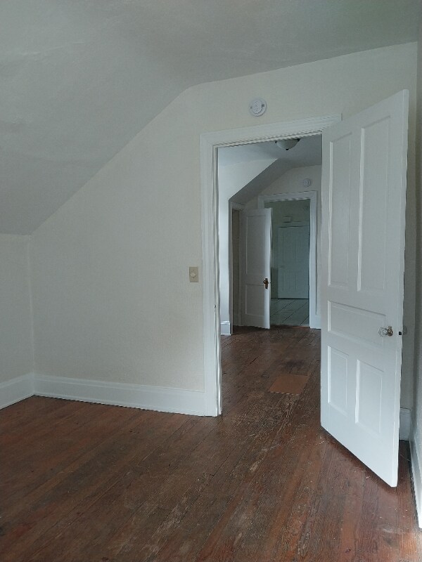 Building Photo - 3517 Clifton Ave